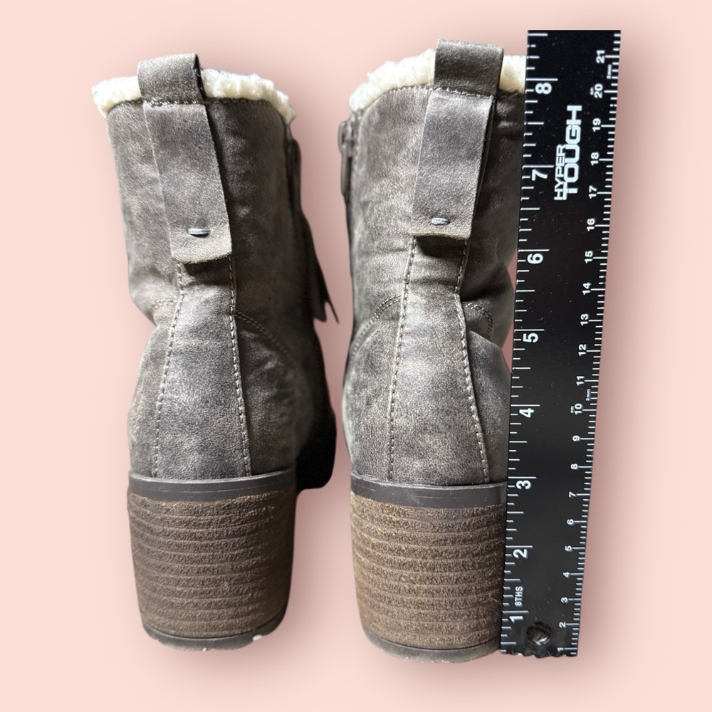 MIA Faux Fur Lace-Up Ankle Boots | Size 8.5 - Picture 5 of 12